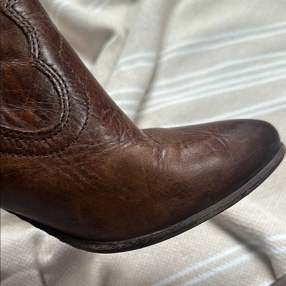 Frye Renee Seam Short Ankle Boots - US 8.5 - Picture 10 of 14